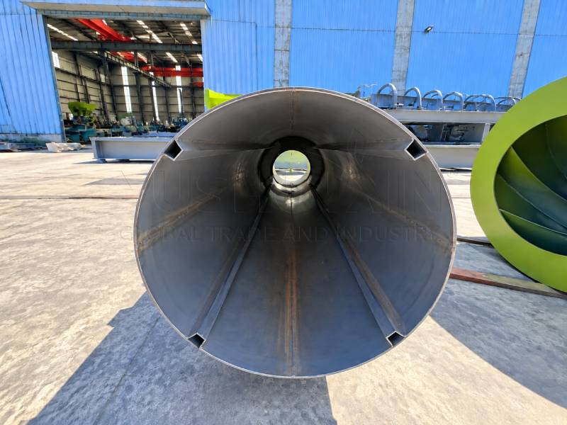 Internal view of a rotary drum BB fertilizer mixer